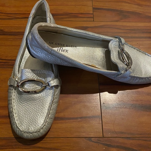 EUC Anne Klein Silver Loafers - Picture 2 of 4